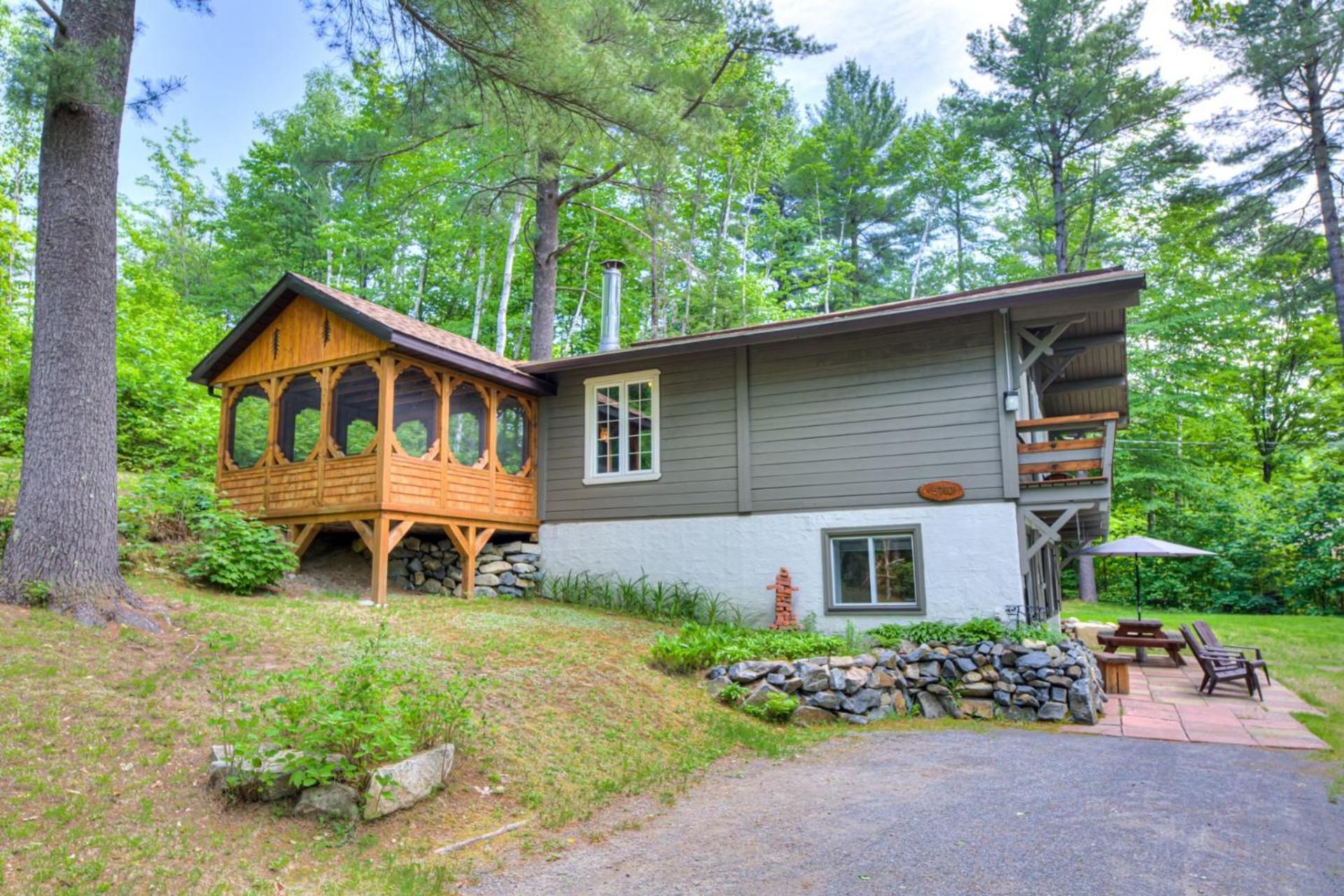 Domaine Chalets Des Pins Rawdon Esterno foto